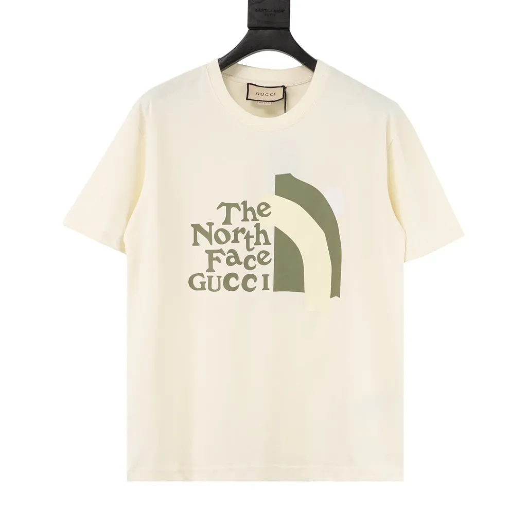 gucci-x-the-north-face-t-shirt-4