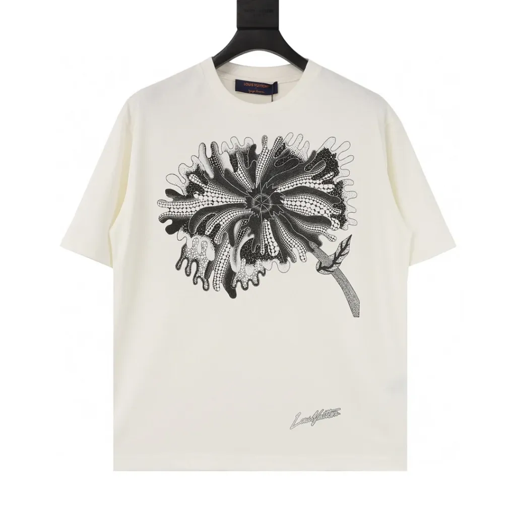 louis-vuitton-x-yayoi-kusama-psychedelic-flower-t-shirt