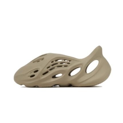 Yeezy Foam- RNNR Stone Salt